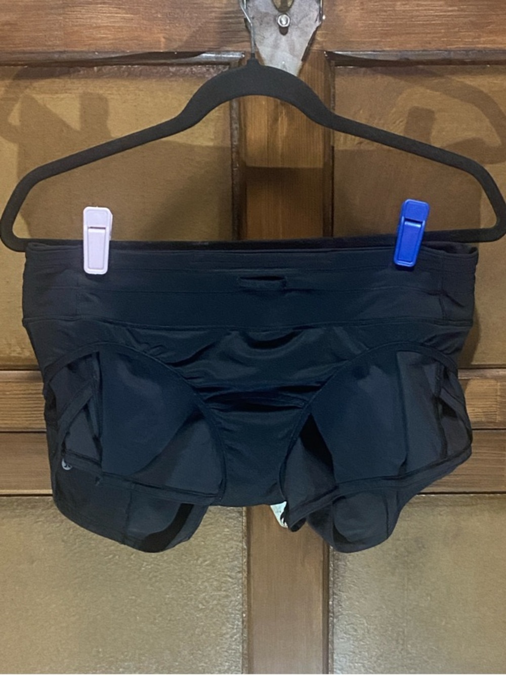 lululemon athletica Black Women's Speed Up Shorts Sz 6 - Picture 5 of 6